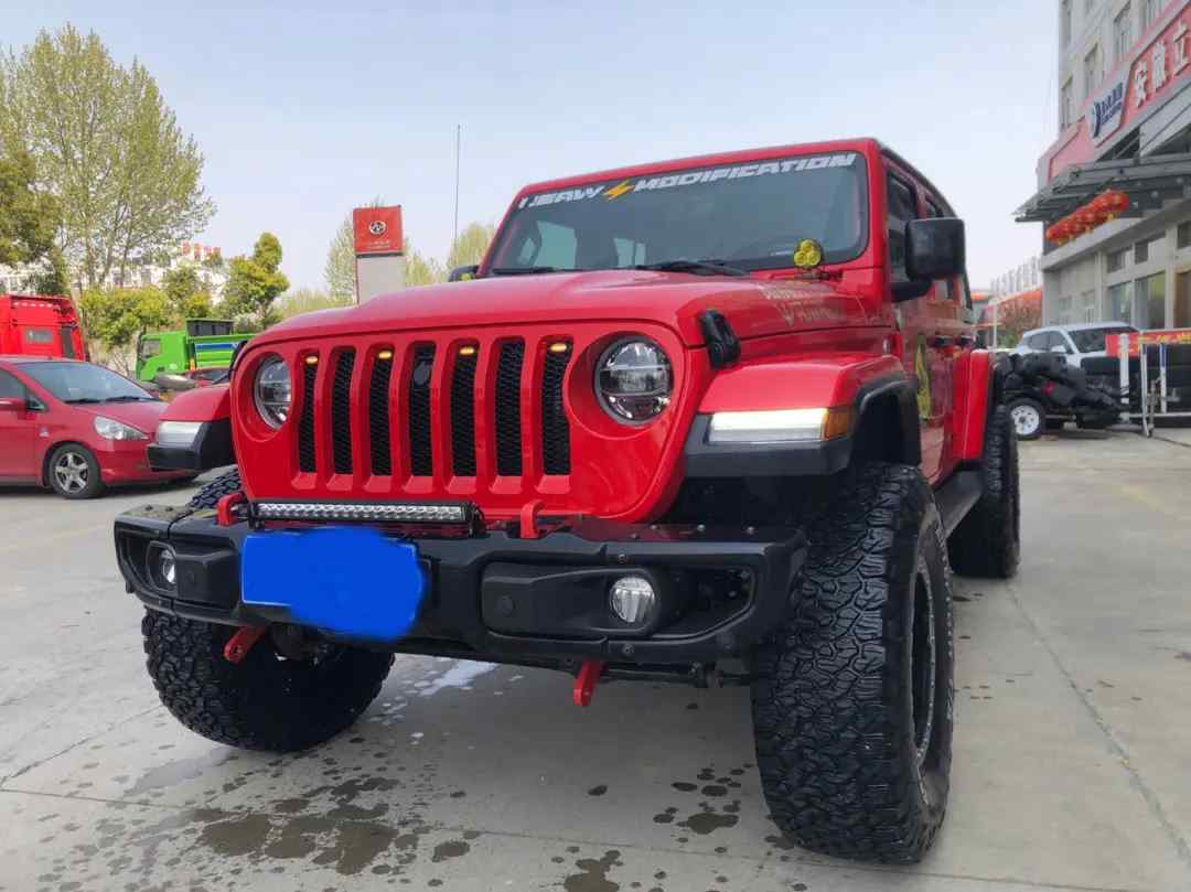 甘肅租車(chē)|蘭州包車(chē)|甘肅旅游租車(chē)|甘肅自駕租車(chē)牧馬人費(fèi)用多少？