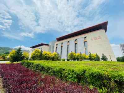 青海青海藏文化博物院半日游【了解藏族文化·精致小團(tuán)小車(chē)游·自由自在含門(mén)票·市區(qū)接送】線(xiàn)路推薦